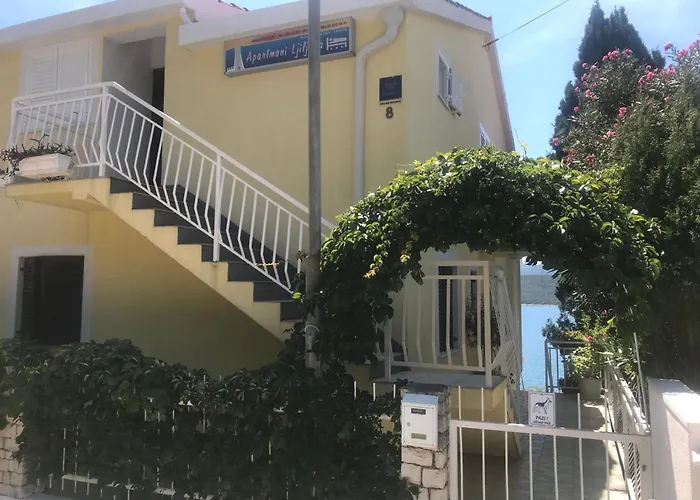 Apartments Ljiljana