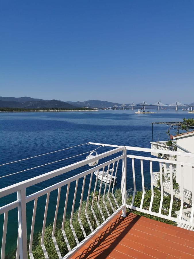 Apartment Ljiljana *